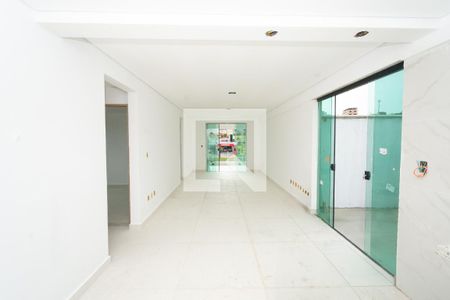 Sala e Cozinha de apartamento para alugar com 3 quartos, 112m² em Riacho das Pedras, Contagem