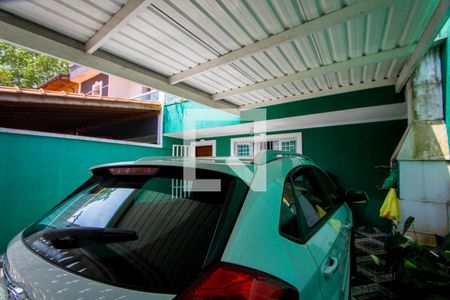 Casa à venda com 72m², 4 quartos e 2 vagas Casa à venda com 72m², 4 quartos e 2 vagasGaragem