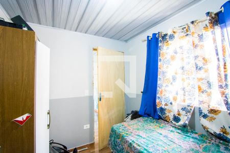 Casa à venda com 72m², 4 quartos e 2 vagas Casa à venda com 72m², 4 quartos e 2 vagasQuarto 4