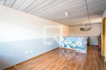 Casa à venda com 72m², 4 quartos e 2 vagas Casa à venda com 72m², 4 quartos e 2 vagasSalão