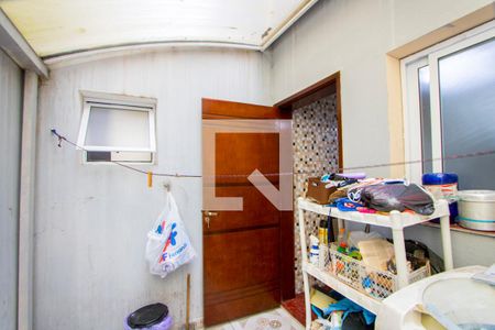 Casa à venda com 72m², 4 quartos e 2 vagas Casa à venda com 72m², 4 quartos e 2 vagasÁrea de serviço