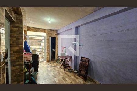 Casa à venda com 125m², 3 quartos e 2 vagas Casa à venda com 125m², 3 quartos e 2 vagasÁrea comum