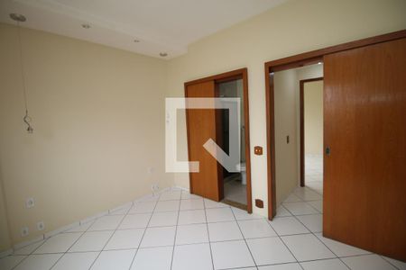 Quarto 1 Suíte de apartamento para alugar com 2 quartos, 66m² em Vila da Penha, Rio de Janeiro