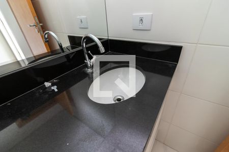 Banheiro de apartamento para alugar com 1 quarto, 30m² em Água Fria, São Paulo