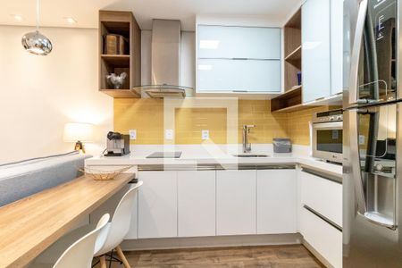 Cozinha de apartamento à venda com 1 quarto, 39m² em Indianópolis, São Paulo