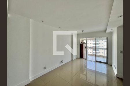 Sala de apartamento para alugar com 3 quartos, 84m² em Recreio dos Bandeirantes, Rio de Janeiro