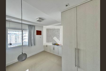 Suite de apartamento para alugar com 3 quartos, 84m² em Recreio dos Bandeirantes, Rio de Janeiro