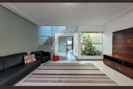 Sala de casa à venda com 4 quartos, 398m² em Vila Scarpelli, Santo André