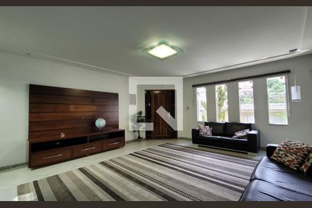 Sala de casa à venda com 4 quartos, 398m² em Vila Scarpelli, Santo André