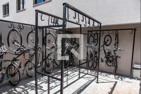 Apartamento à venda com 24m², 1 quarto e sem vaga Apartamento à venda com 24m², 1 quarto e sem vagaBicicletário