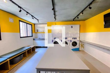 Apartamento à venda com 24m², 1 quarto e sem vaga Apartamento à venda com 24m², 1 quarto e sem vagaLavanderia