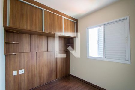 Quarto 1 de apartamento à venda com 2 quartos, 60m² em Vila Vitória, Santo André