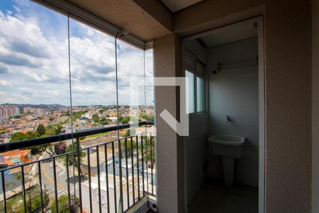 Varanda da sala de apartamento à venda com 2 quartos, 60m² em Vila Vitória, Santo André