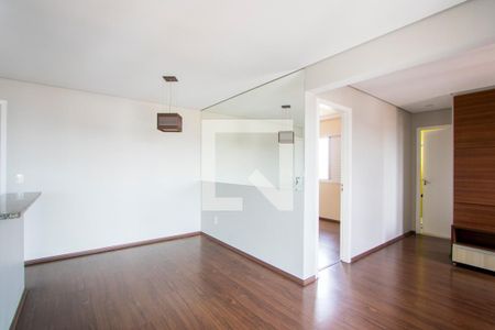 Sala de apartamento à venda com 2 quartos, 60m² em Vila Vitória, Santo André