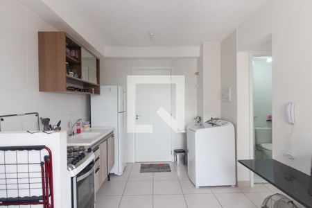 Sala/Cozinha de apartamento à venda com 2 quartos, 38m² em Itaquera, São Paulo