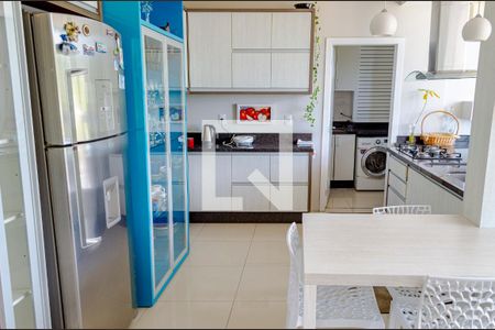 Sala Jantar / Cozinha de apartamento para alugar com 3 quartos, 135m² em Pantanal, Florianópolis