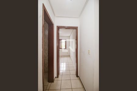 Corredor de apartamento para alugar com 2 quartos, 50m² em Cavalhada, Porto Alegre