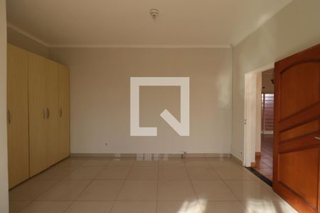 Suíte 1 de casa para alugar com 4 quartos, 145m² em Vila Maria Luiza, Ribeirão Preto