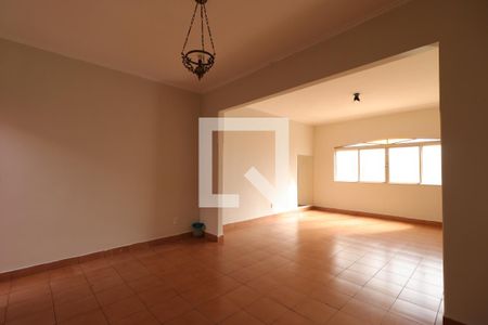 Sala de casa para alugar com 4 quartos, 145m² em Vila Maria Luiza, Ribeirão Preto