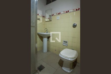 Banheiro de apartamento à venda com 1 quarto, 48m² em Centro, Belo Horizonte