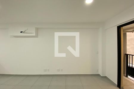 Sala/Quarto de kitnet/studio à venda com 1 quarto, 35m² em Centro, Rio de Janeiro