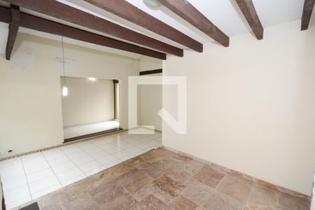 Casa à venda com 140m², 3 quartos e 3 vagasSala