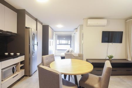 Sala  de apartamento para alugar com 1 quarto, 57m² em Cidade Mãe do Céu, São Paulo