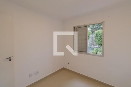 Quarto 1  de apartamento para alugar com 2 quartos, 49m² em Vila Taquari, São Paulo