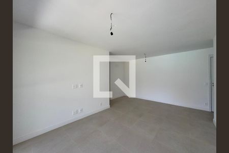 Sala de apartamento à venda com 3 quartos, 125m² em Barra da Tijuca, Rio de Janeiro