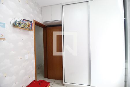 Quarto 1 de apartamento para alugar com 2 quartos, 60m² em Pacaembu, Uberlândia