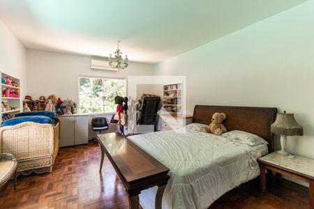 Casa à venda com 400m², 3 quartos e 10 vagas Casa à venda com 400m², 3 quartos e 10 vagasQuarto da Suíte 1