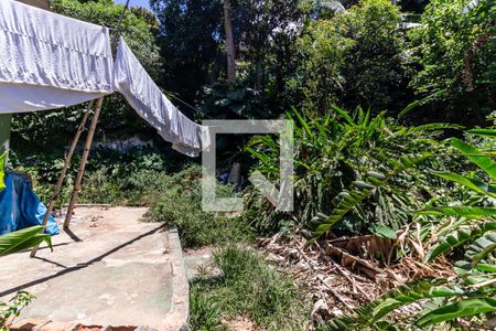 Casa à venda com 400m², 3 quartos e 10 vagas Casa à venda com 400m², 3 quartos e 10 vagasJardim dos Fundos