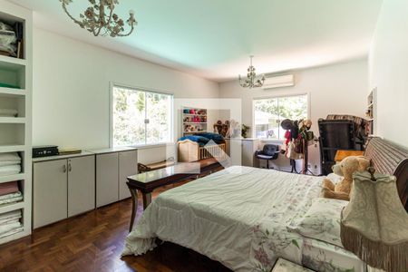 Casa à venda com 400m², 3 quartos e 10 vagas Casa à venda com 400m², 3 quartos e 10 vagasQuarto da Suíte 1