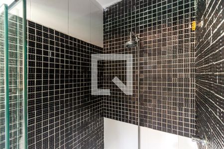 Casa à venda com 400m², 3 quartos e 10 vagas Casa à venda com 400m², 3 quartos e 10 vagasBanheiro da Suíte 3