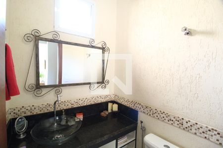 Lavabo de casa para alugar com 3 quartos, 170m² em Segismundo Pereira, Uberlândia