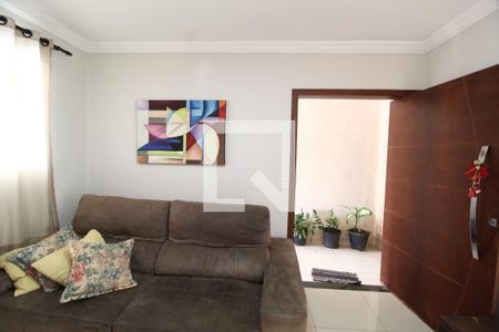 Sala de casa para alugar com 3 quartos, 170m² em Segismundo Pereira, Uberlândia