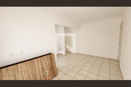 Sala de apartamento para alugar com 2 quartos, 60m² em Medeiros, Jundiaí