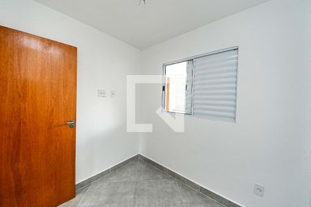 Quarto 1 de apartamento para alugar com 2 quartos, 35m² em Cidade Continental, São Paulo