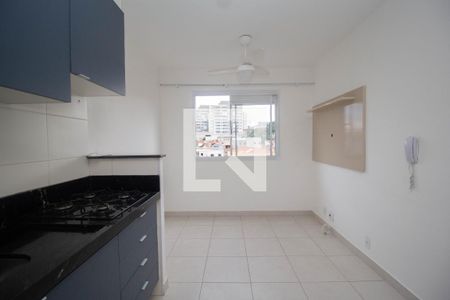 Sala de apartamento para alugar com 2 quartos, 32m² em Vila Anastácio, São Paulo