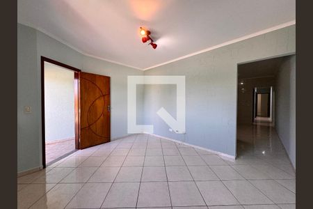 Sala de casa à venda com 3 quartos, 129m² em Parque João Ramalho, Santo André