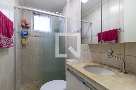 Banheiro de apartamento à venda com 2 quartos, 60m² em Bonfim, Campinas