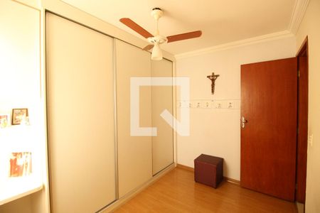 Quarto  de apartamento à venda com 2 quartos, 95m² em Palmares, Belo Horizonte