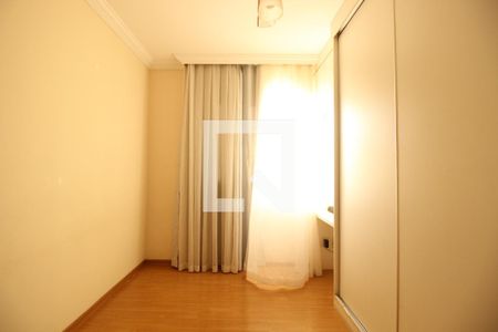 Quarto  de apartamento à venda com 2 quartos, 95m² em Palmares, Belo Horizonte