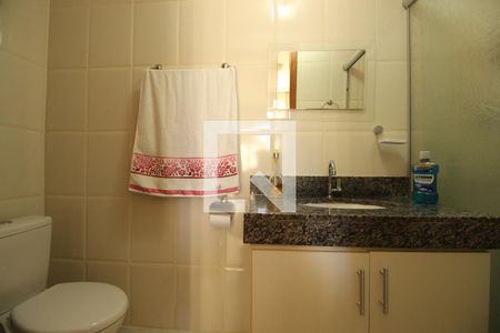 Banheiro de apartamento à venda com 2 quartos, 95m² em Palmares, Belo Horizonte