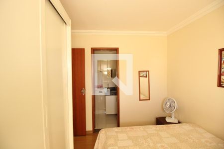 Quarto  de apartamento à venda com 2 quartos, 95m² em Palmares, Belo Horizonte