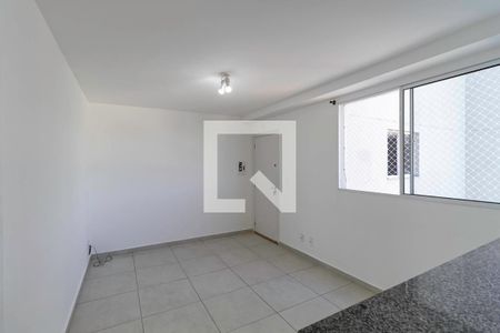 Sala de apartamento para alugar com 2 quartos, 45m² em Bom Jesus, Contagem