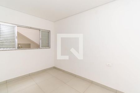 Quarto 1 de casa para alugar com 2 quartos, 50m² em Vila Antonieta, São Paulo