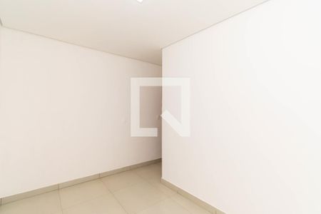 Quarto 1 de casa para alugar com 2 quartos, 50m² em Vila Antonieta, São Paulo