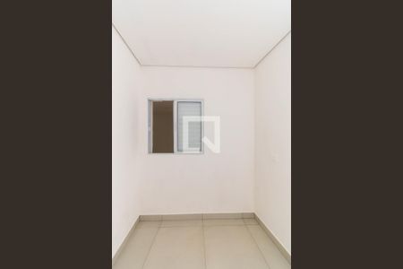 Quarto 2 de casa para alugar com 2 quartos, 50m² em Vila Antonieta, São Paulo