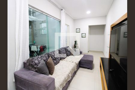 Sala de casa para alugar com 2 quartos, 150m² em Vila Nova Carolina, São Paulo